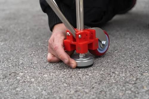 Stahovací pracovní stůl nůžkový (28918)